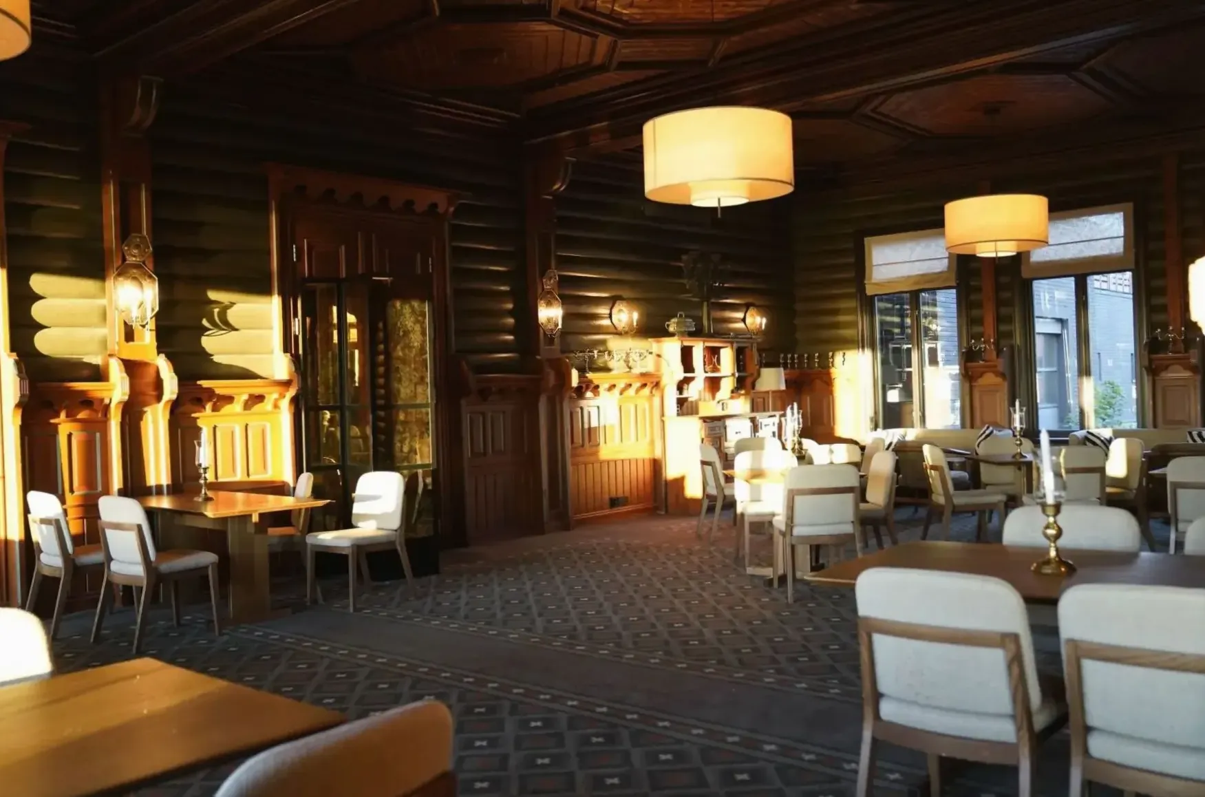 The VIP Salon