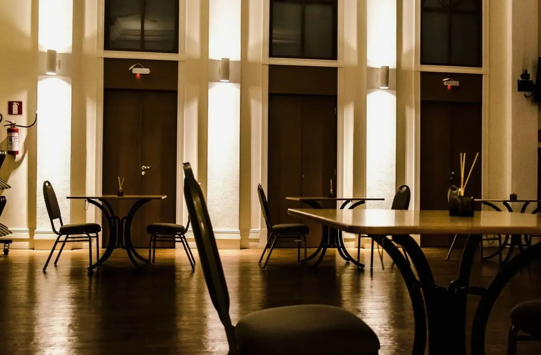 The room, the table, the floor — 4